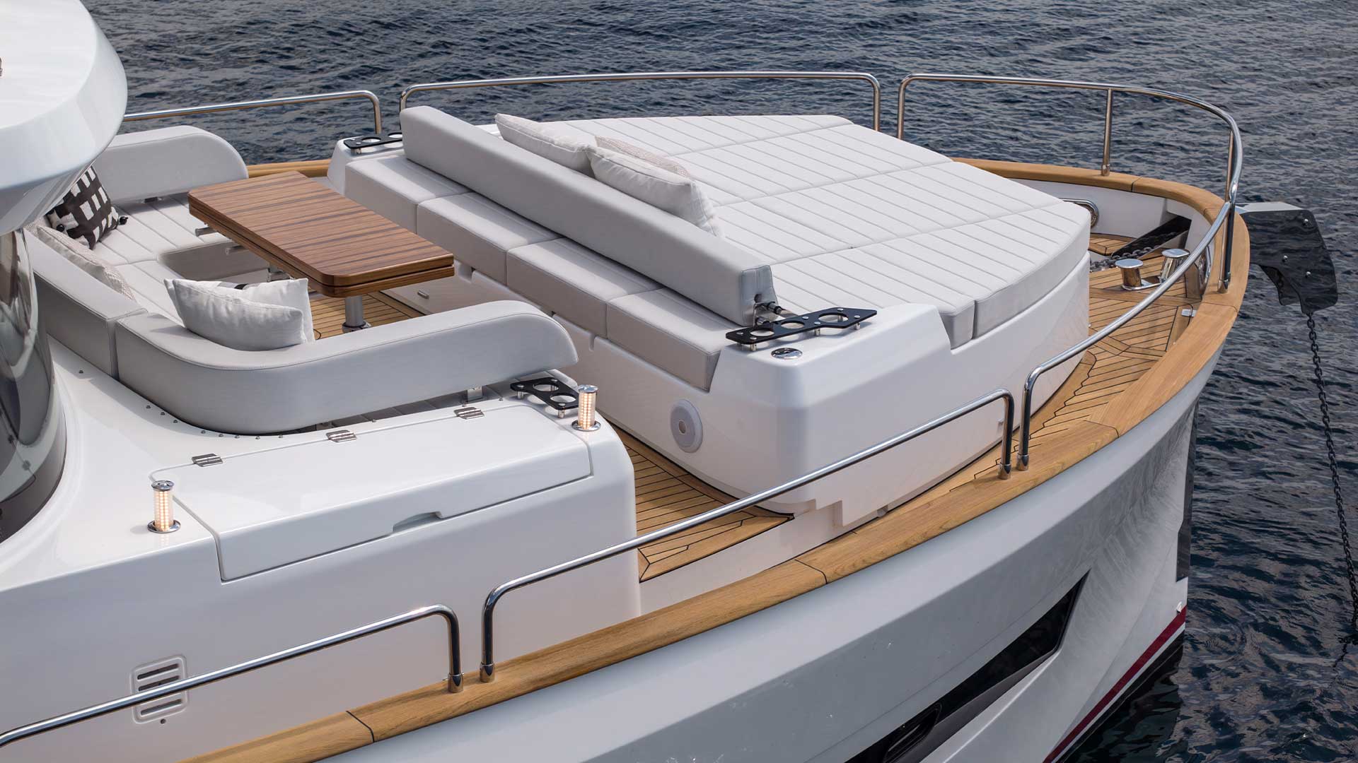 Sirena 60 Exterior