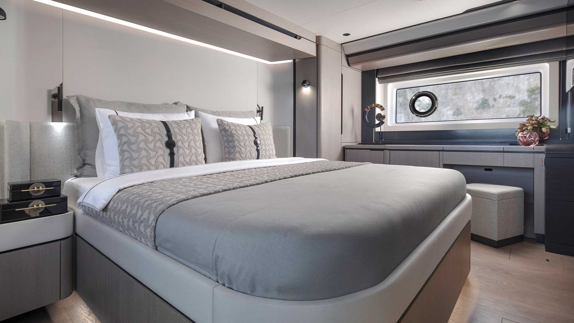 Sirena 60 Interior