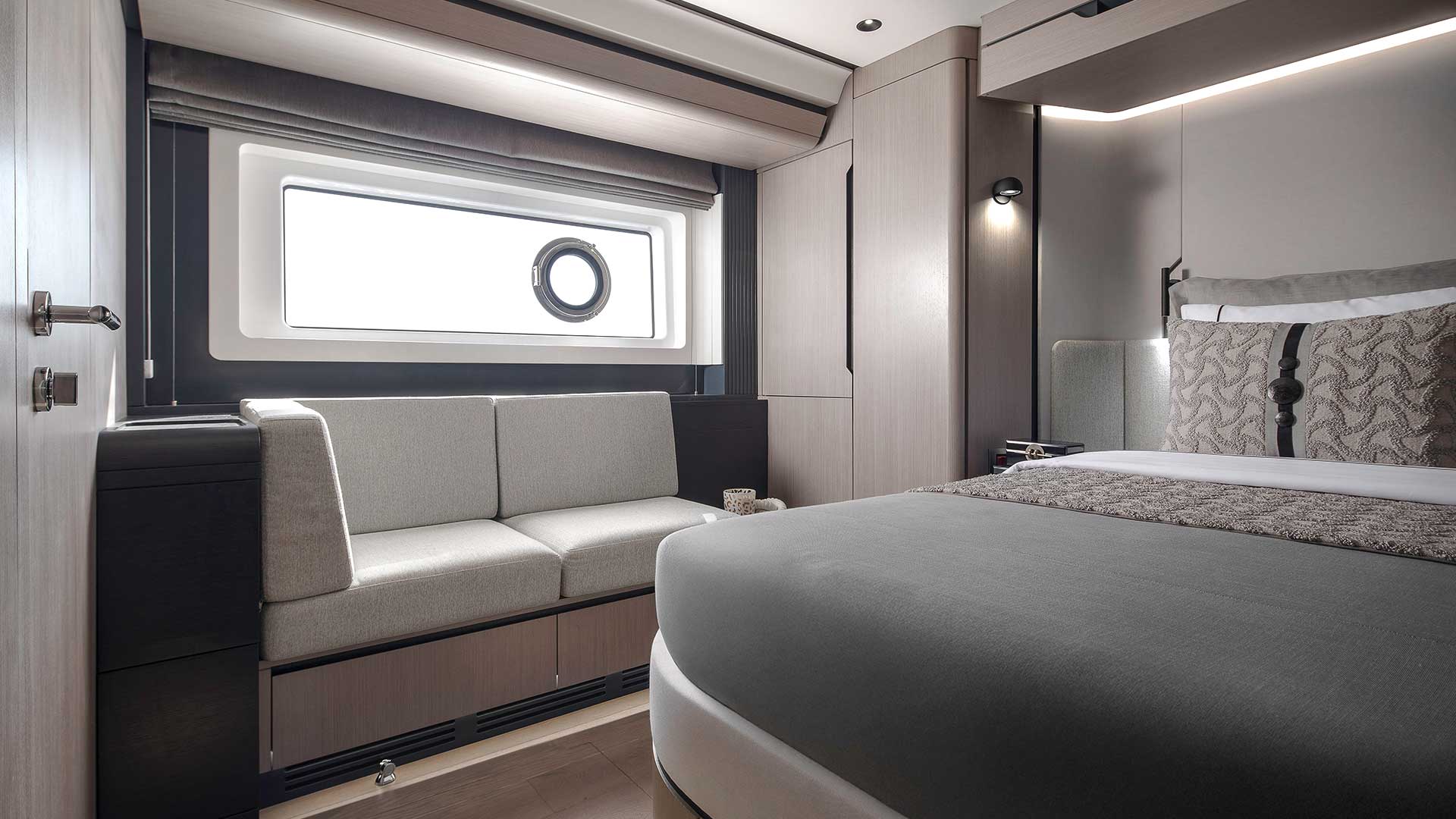 Sirena 60 Interior