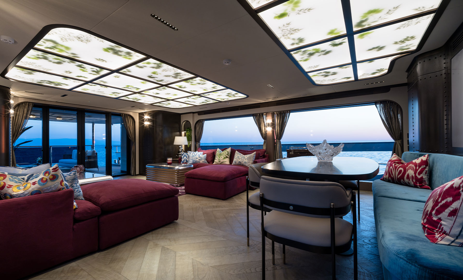 Sirena 118 Custom Interior