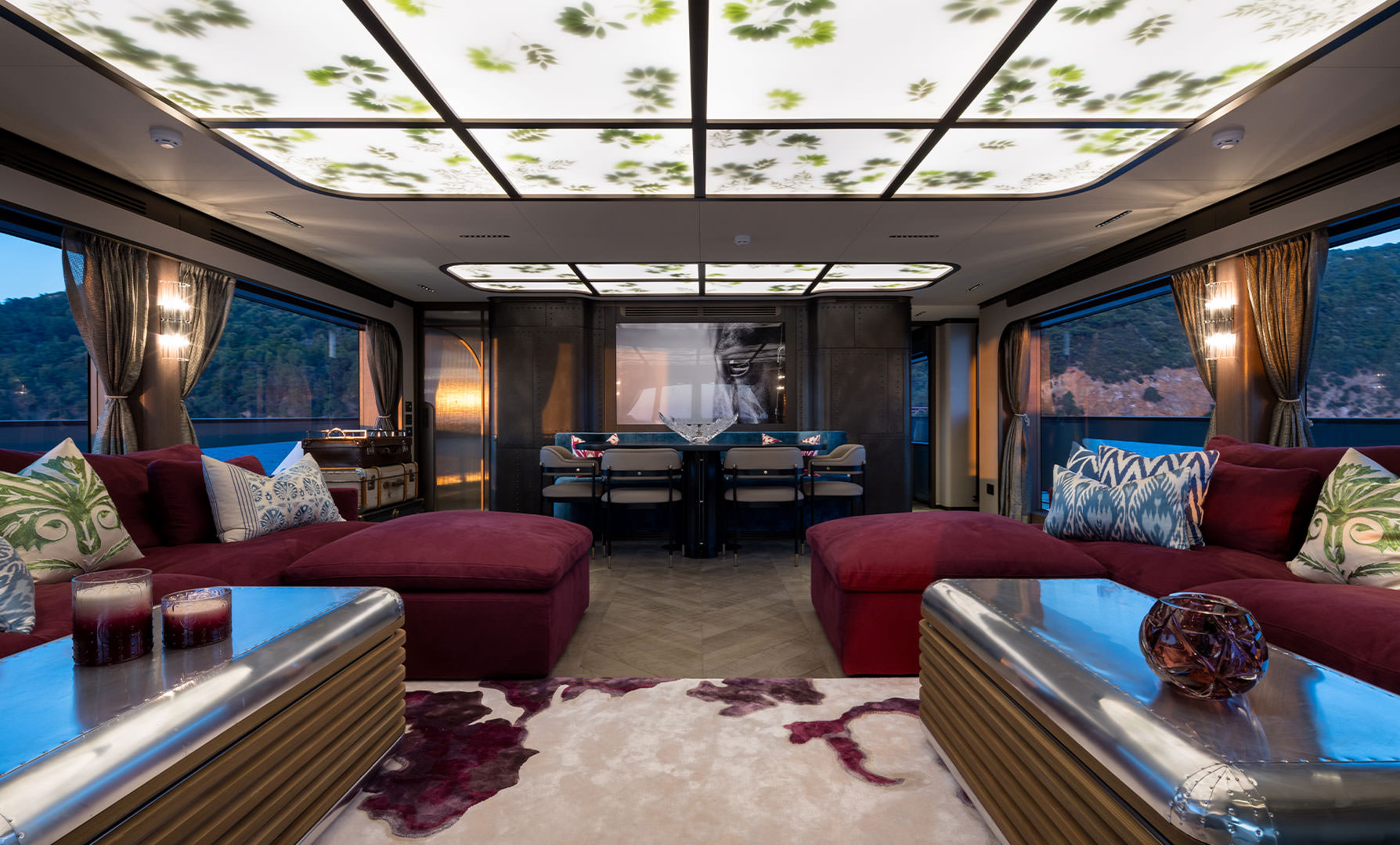 Sirena 118 Custom Interior