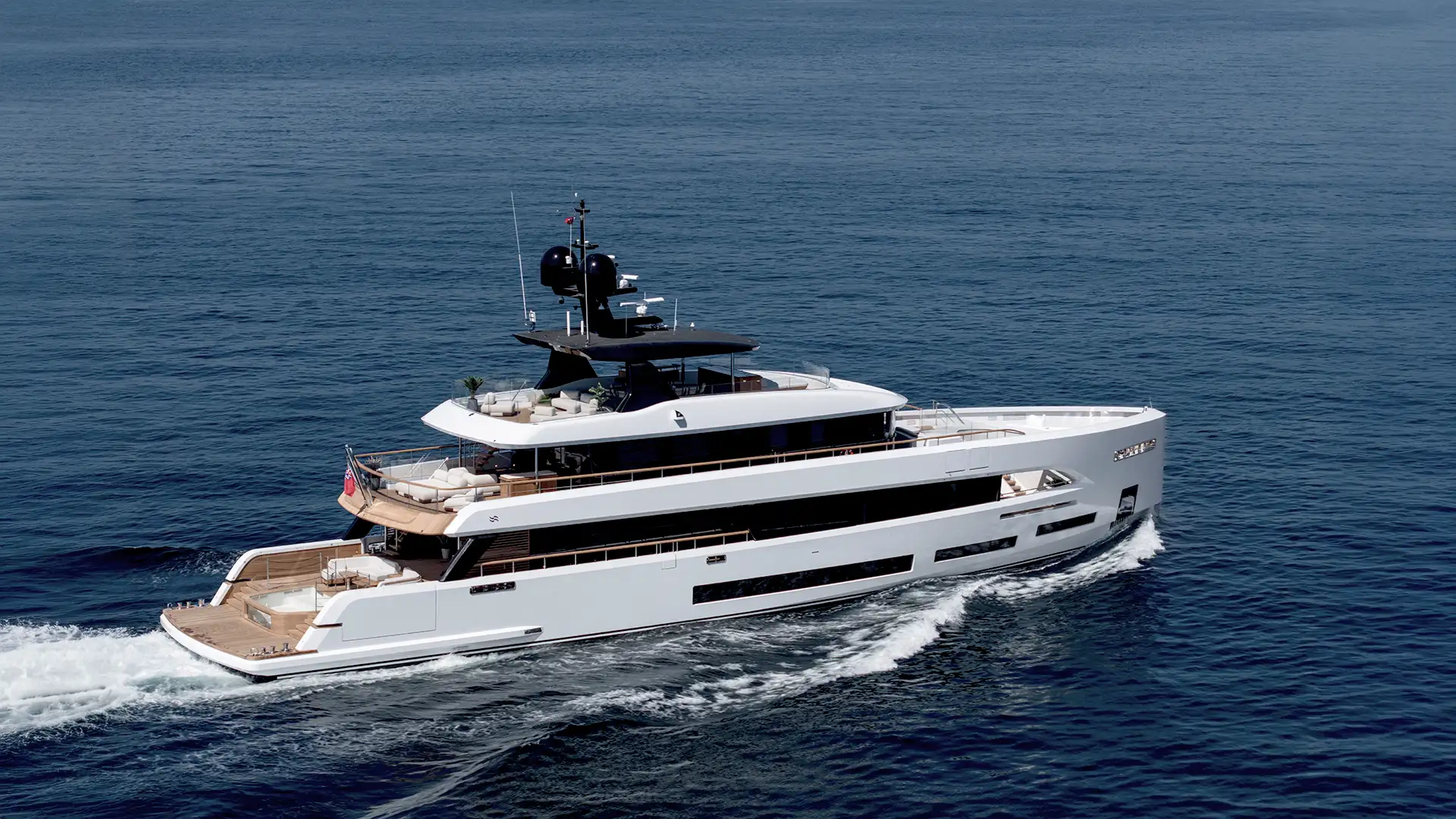 Sirena Superyachts 42M Exterior